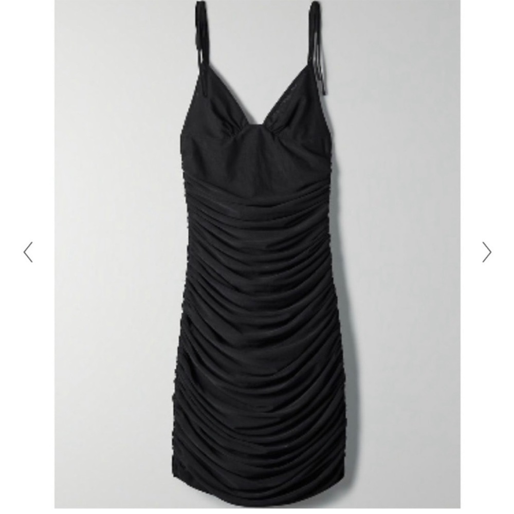 Aritzia Wilfred Winona Black Ruched Dress